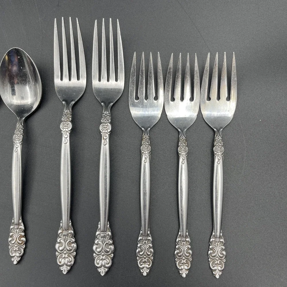 Vintage Stainless Steel Japan Flatware Lot 25 Pc Spanish Crown Style Forks